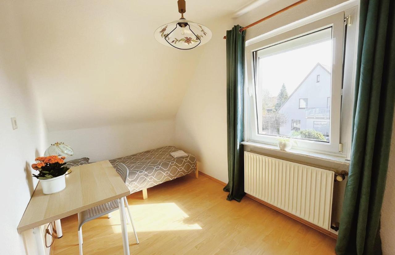 Messezimmer Laatzen 30880 Ганновер Экстерьер фото
